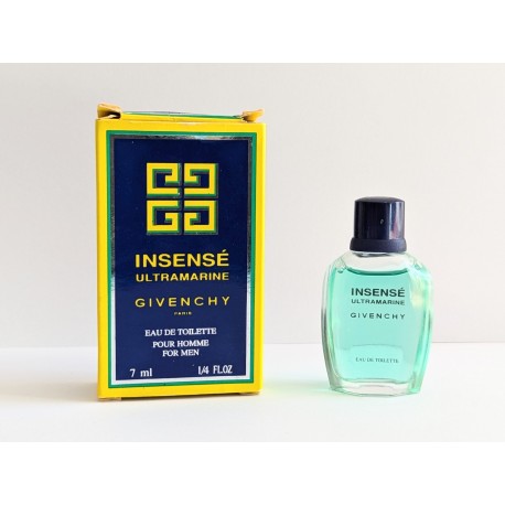 Miniature de parfum Insensé Ultramarine de Givenchy